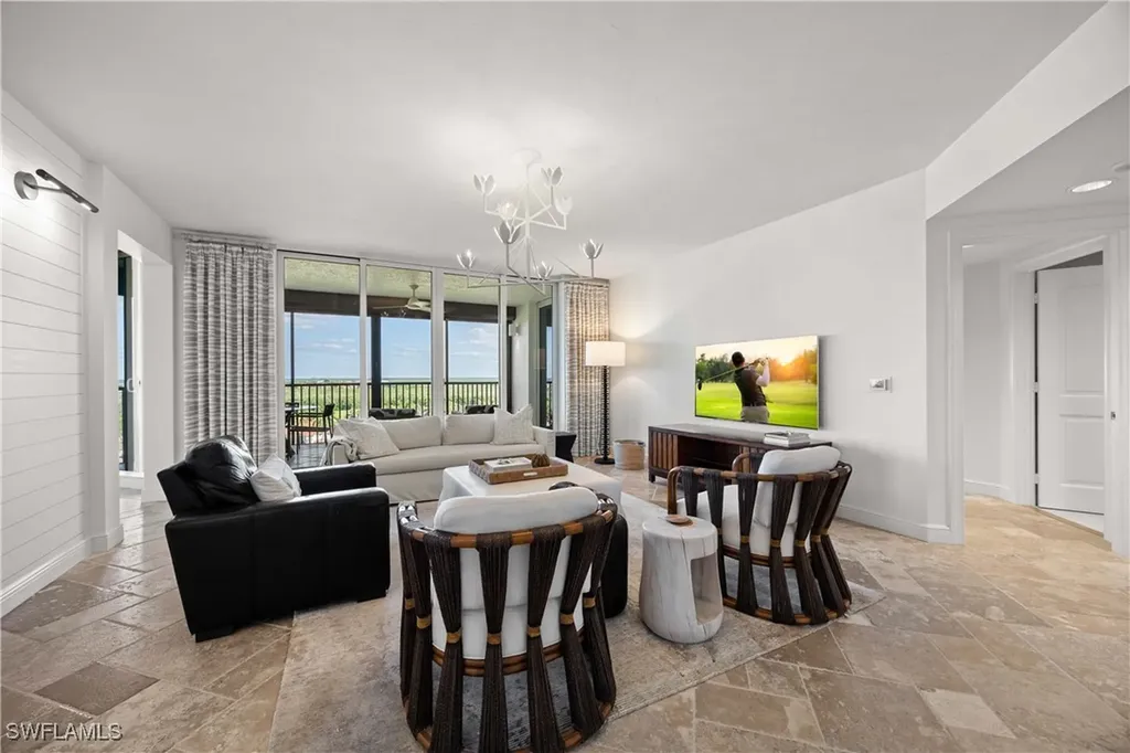 1060 Borghese Lane Naples FL 34114