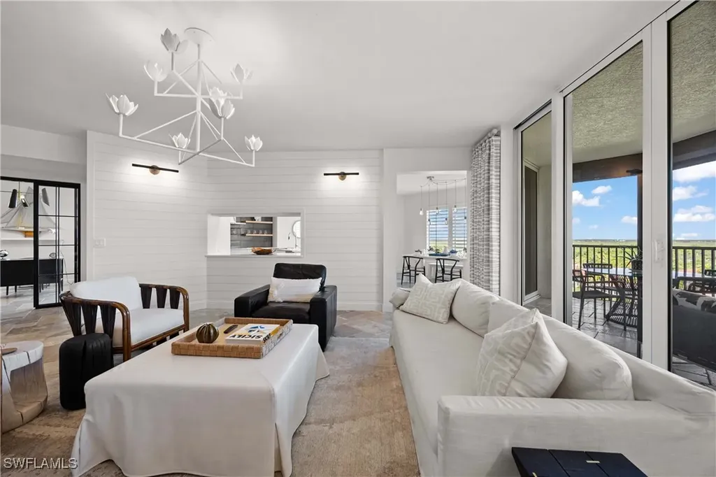 1060 Borghese Lane Naples FL 34114