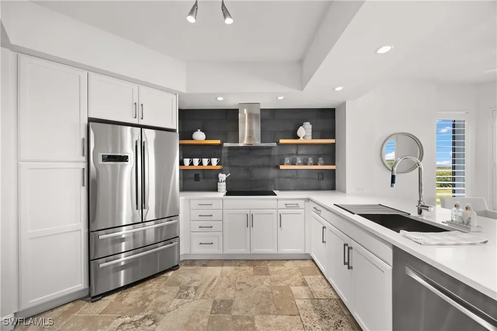 1060 Borghese Lane Naples FL 34114