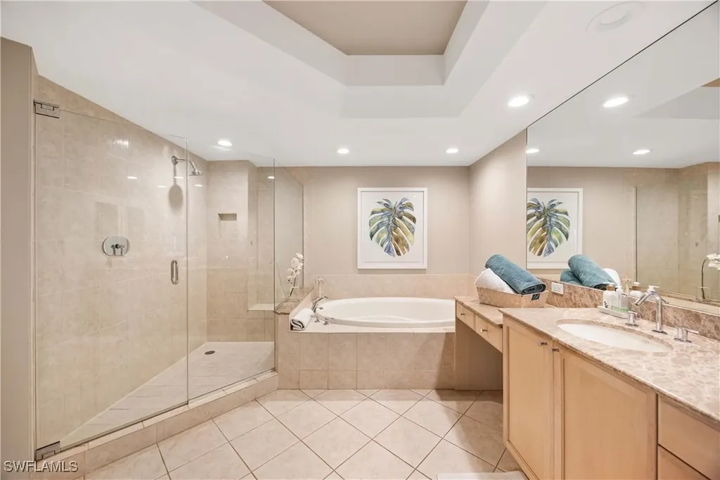 1060 Borghese Lane Naples FL 34114