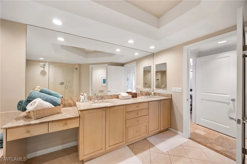 1060 Borghese Lane Naples FL 34114