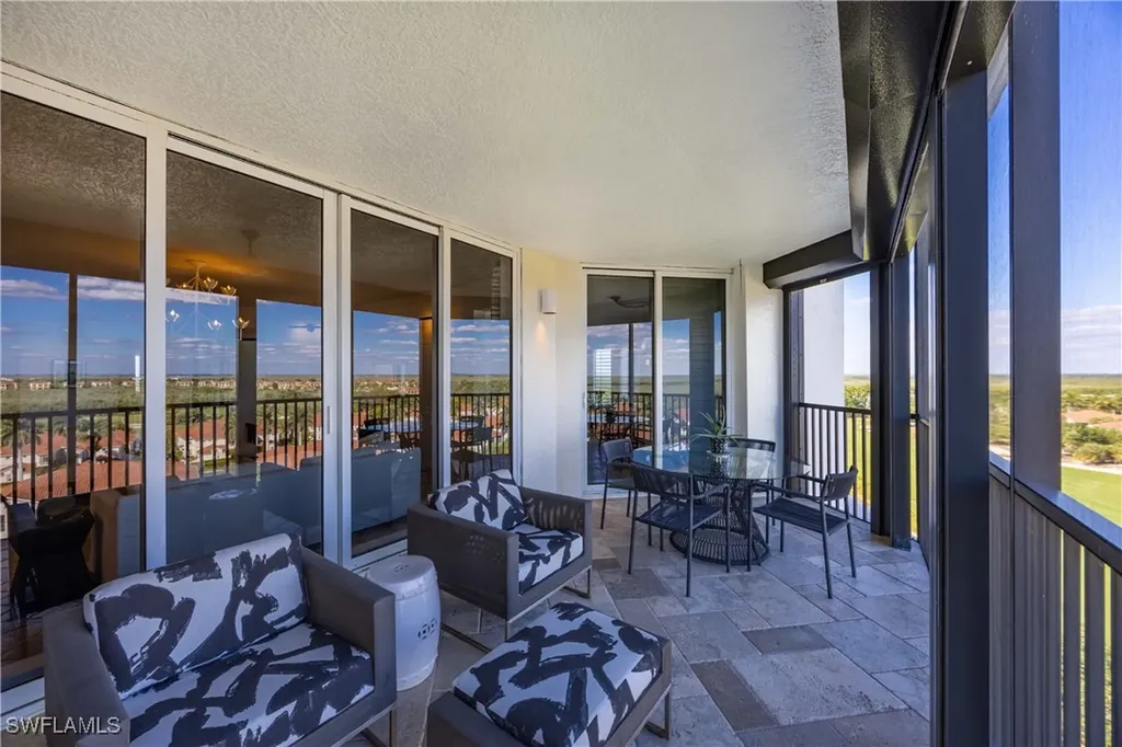 1060 Borghese Lane Naples FL 34114