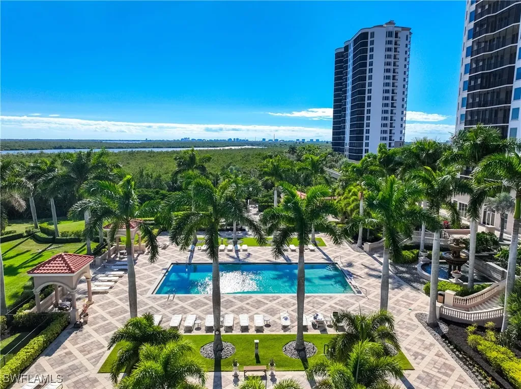 1060 Borghese Lane Naples FL 34114
