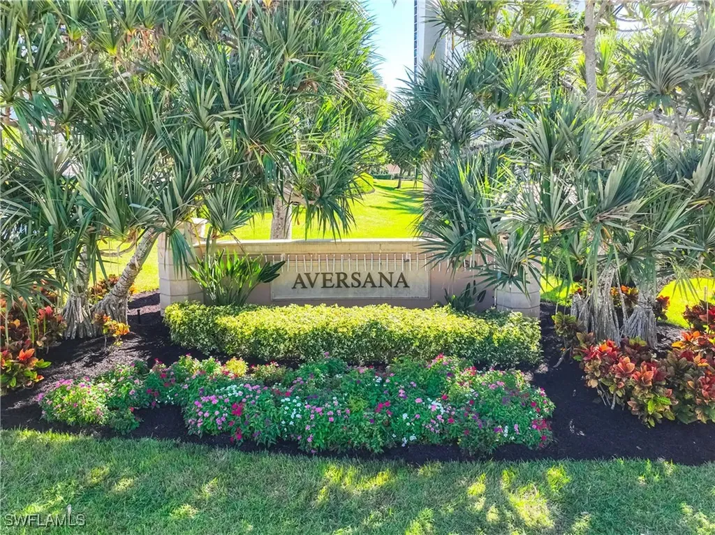 1060 Borghese Lane Naples FL 34114
