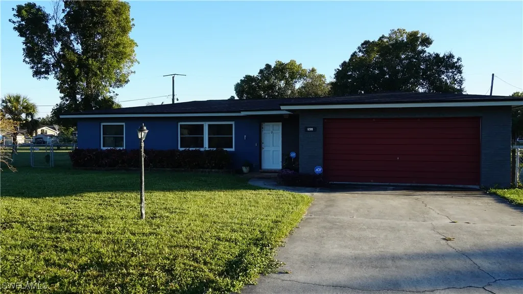 12319 2nd Street Fort Myers FL 33905