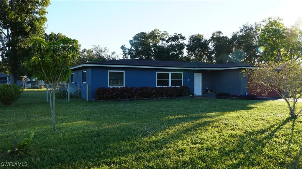 12319 2nd Street Fort Myers FL 33905
