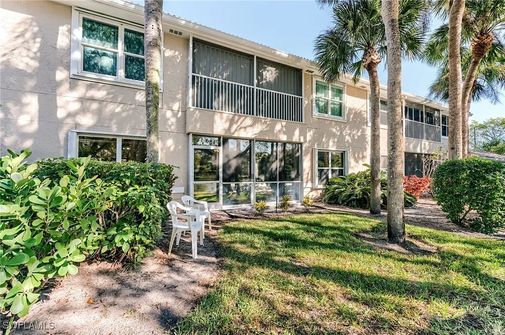 419 Emerald Bay Circle Naples FL 34110