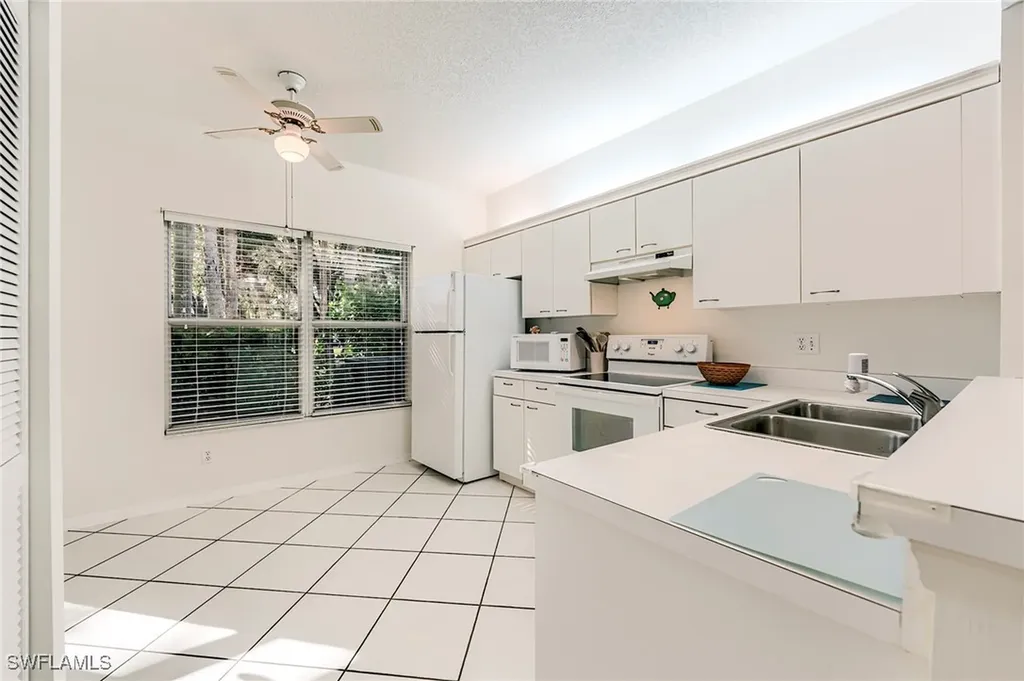 419 Emerald Bay Circle Naples FL 34110