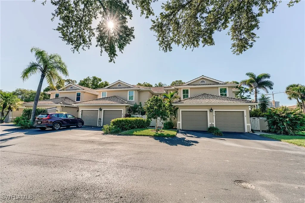 419 Emerald Bay Circle Naples FL 34110