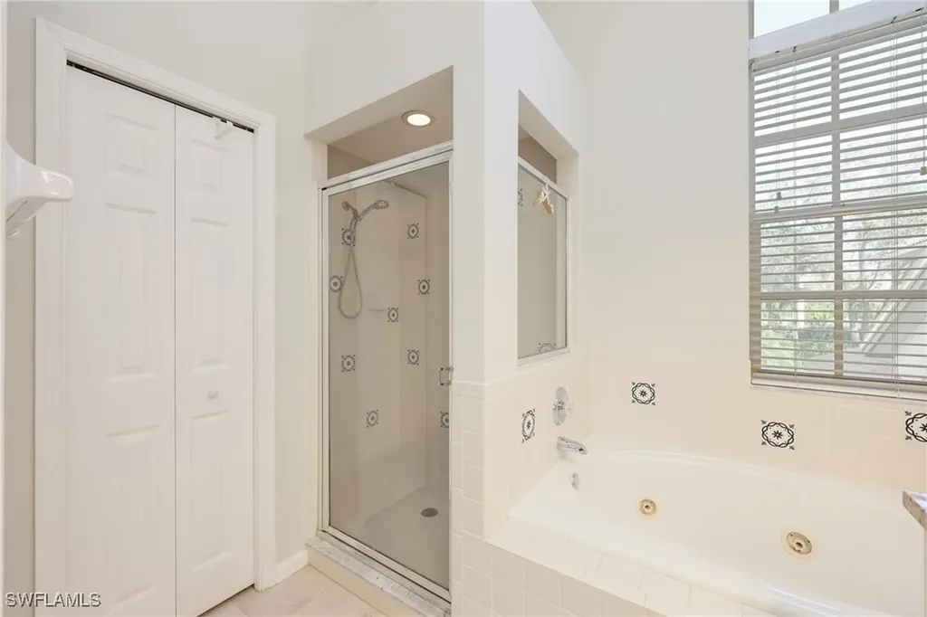 7828 Gardner Drive Naples FL 34109
