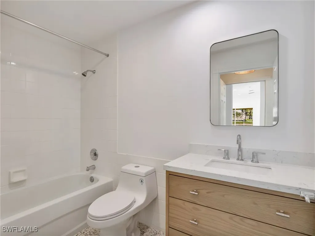 8205 Xenia Lane Naples FL 34114