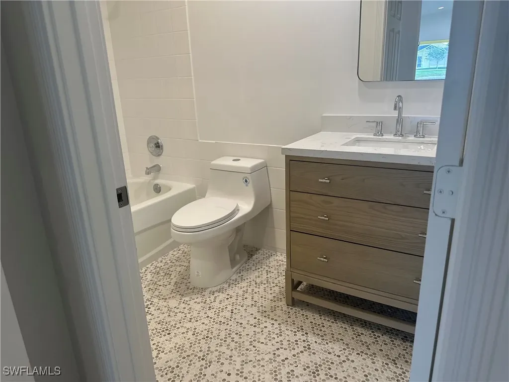 8205 Xenia Lane Naples FL 34114
