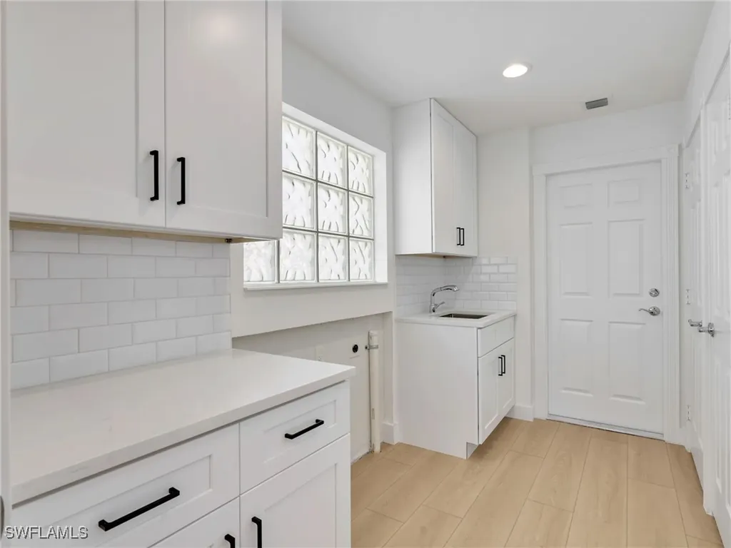 8205 Xenia Lane Naples FL 34114