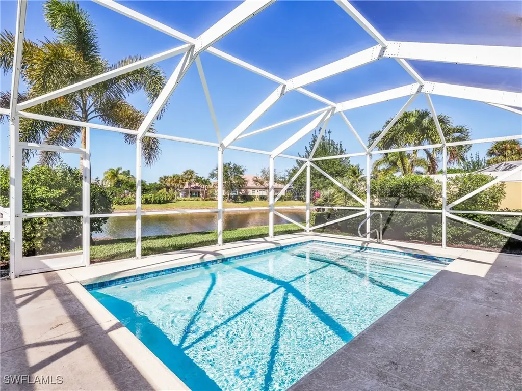 8205 Xenia Lane Naples FL 34114