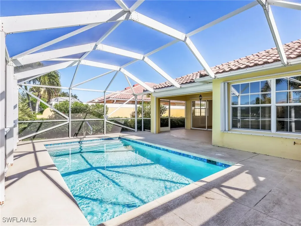 8205 Xenia Lane Naples FL 34114