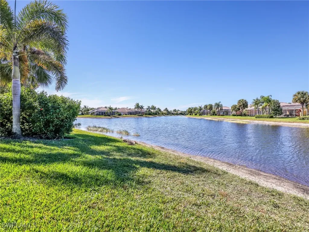 8205 Xenia Lane Naples FL 34114