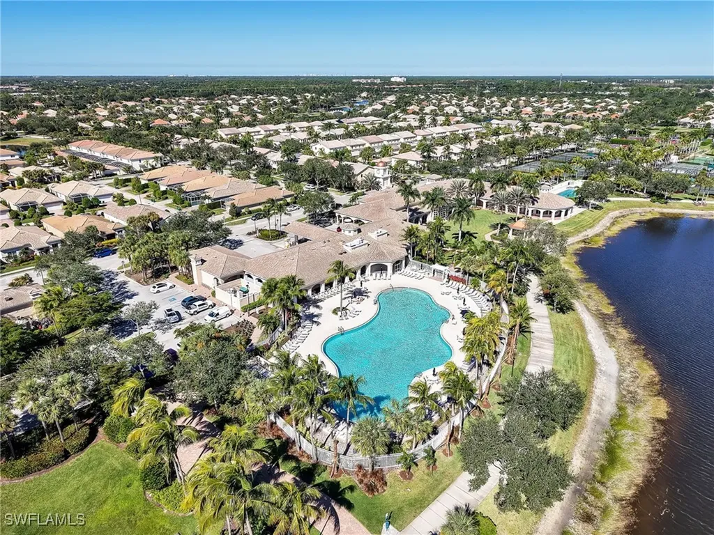 8205 Xenia Lane Naples FL 34114