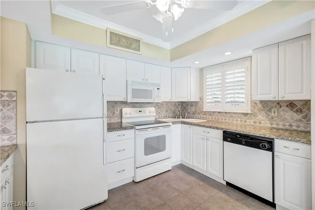 1549 Sandpiper Street Naples FL 34102