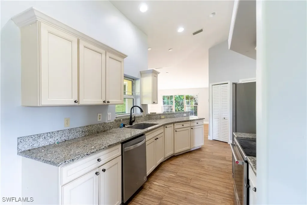 723 Da Vinci Avenue S Lehigh Acres FL 33974