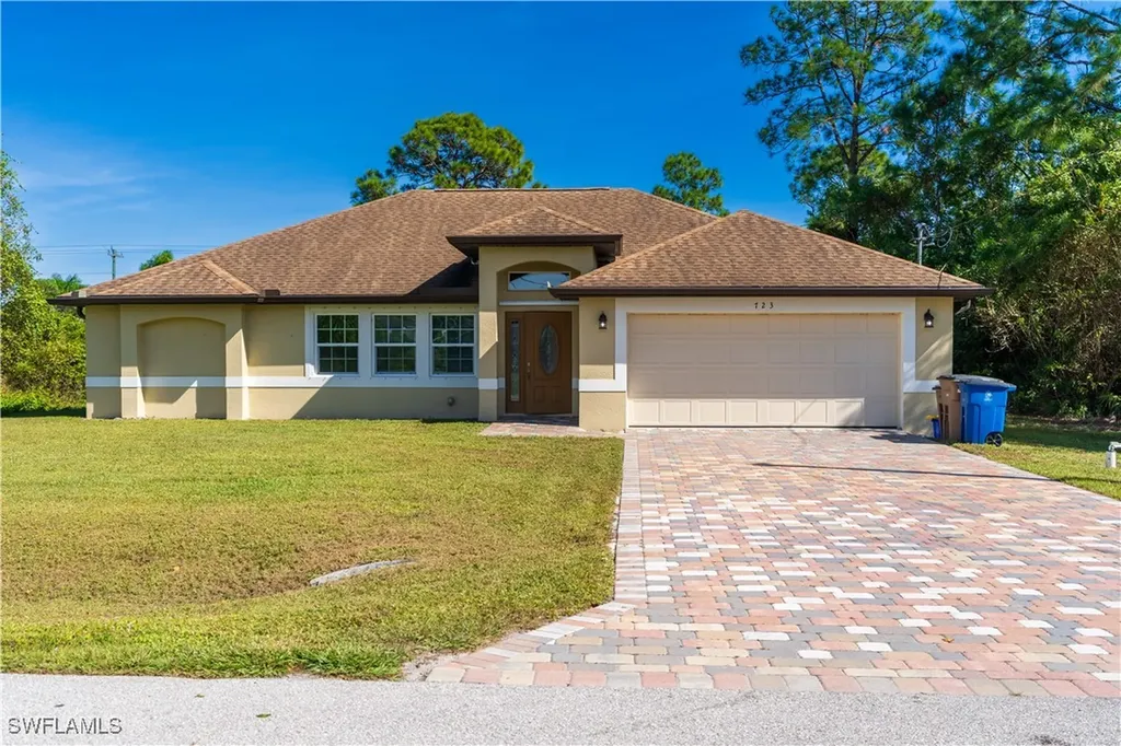 723 Da Vinci Avenue S Lehigh Acres FL 33974