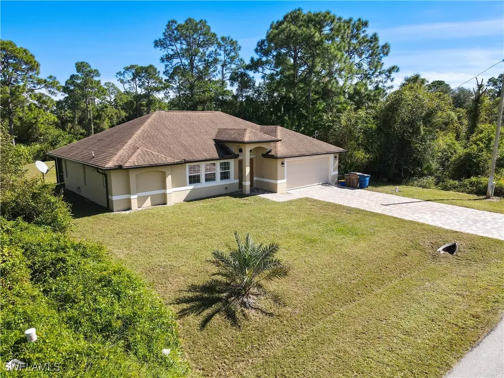 723 Da Vinci Avenue S Lehigh Acres FL 33974