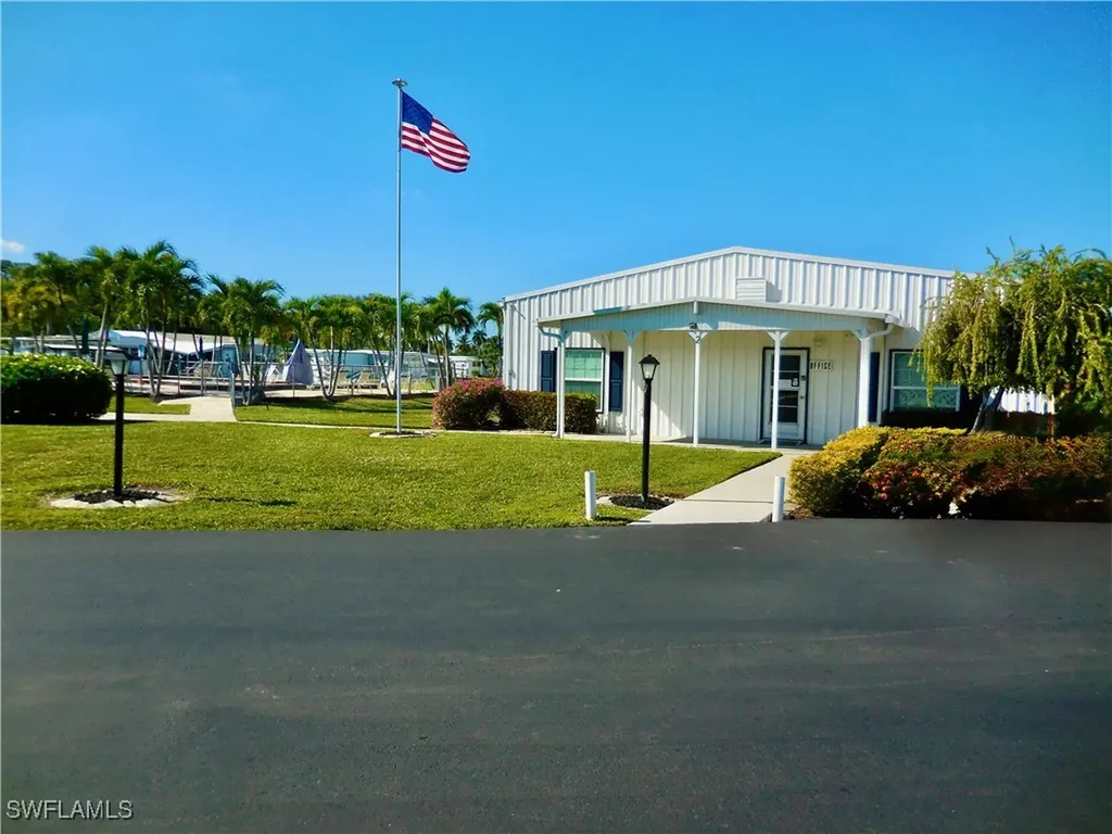 26 Enchanting Boulevard Naples FL 34112