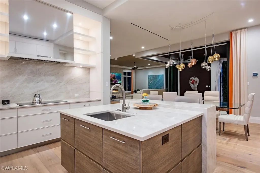 1230 Gulf Shore Boulevard S Naples FL 34102