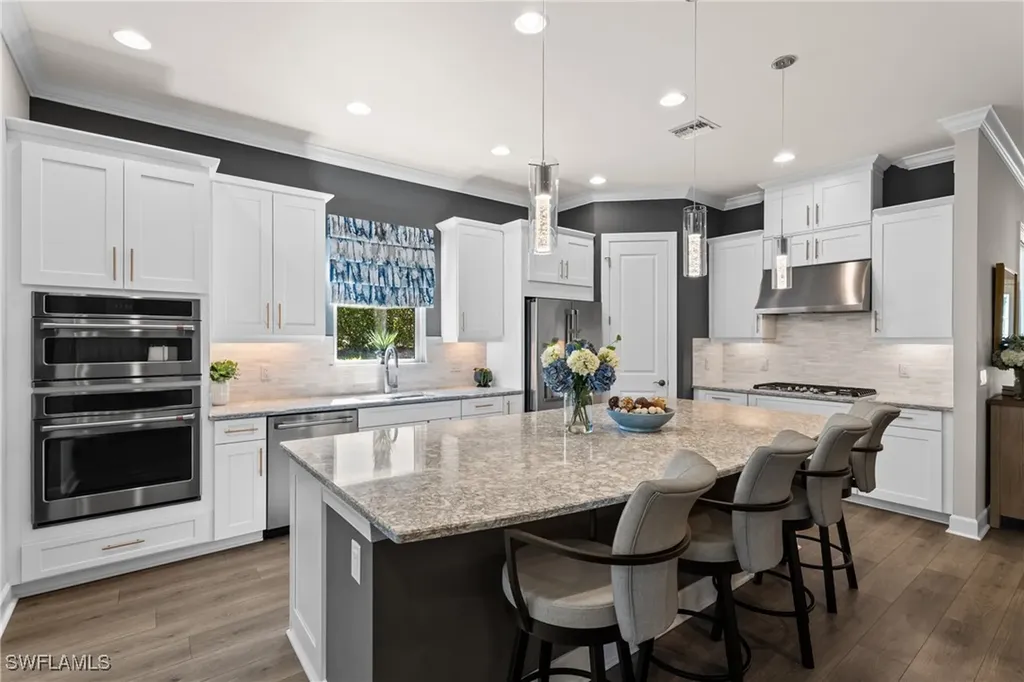 9382 Carretto Drive Naples FL 34119