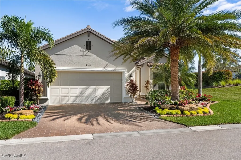 9382 Carretto Drive Naples FL 34119
