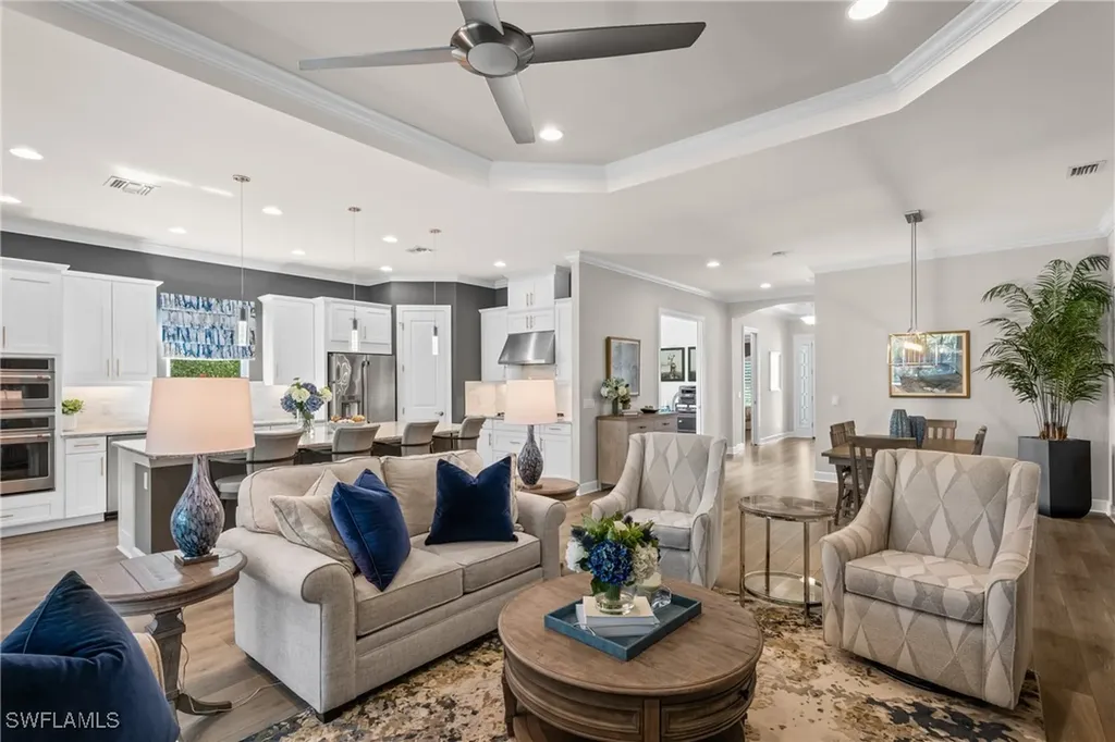 9382 Carretto Drive Naples FL 34119