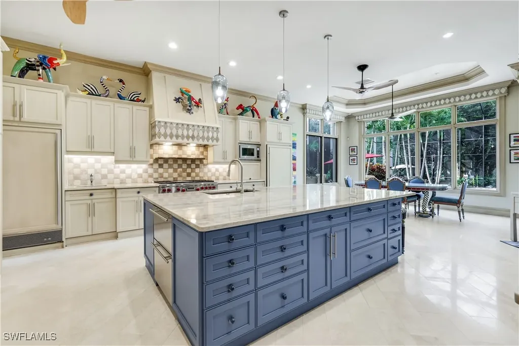 683 Hickory Road Naples FL 34108