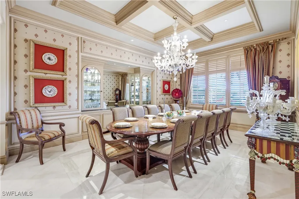 683 Hickory Road Naples FL 34108