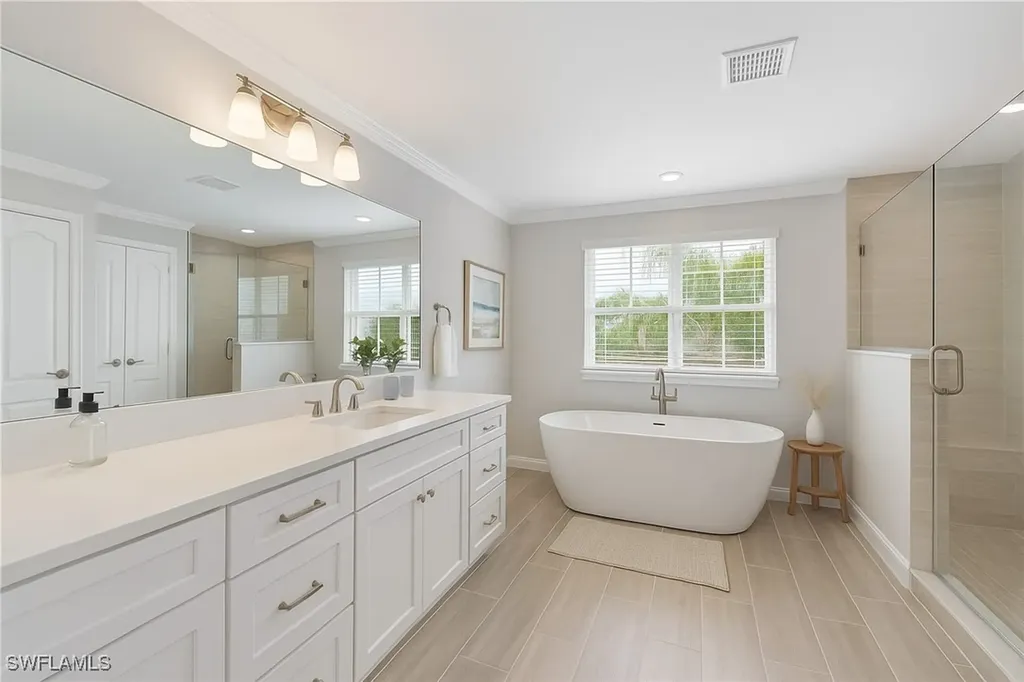 8364 Laurel Lakes Boulevard Naples FL 34119