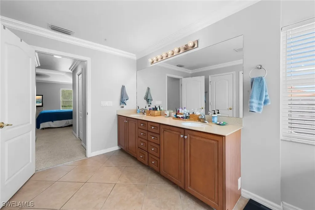 8364 Laurel Lakes Boulevard Naples FL 34119