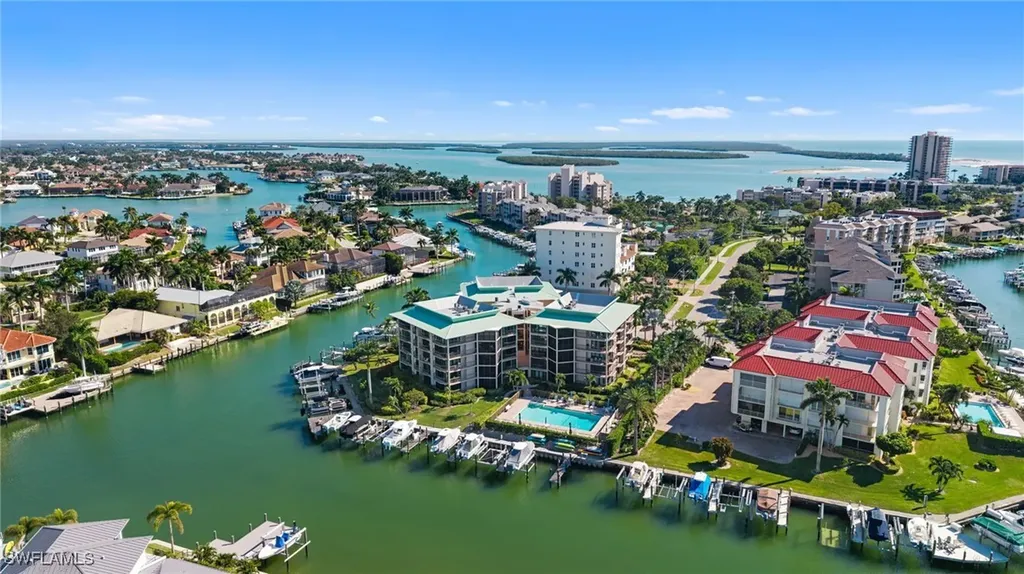 Marco Island FL, 845 Collier Court, Unit 505