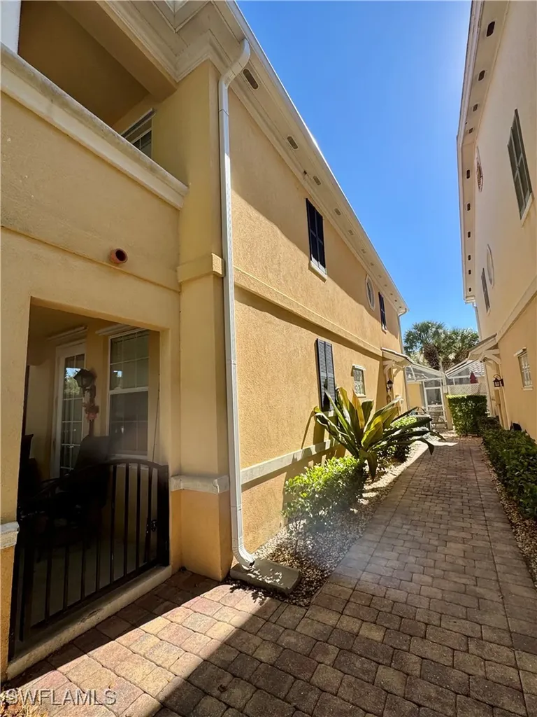 28203 Jeneva Way Bonita Springs FL 34135