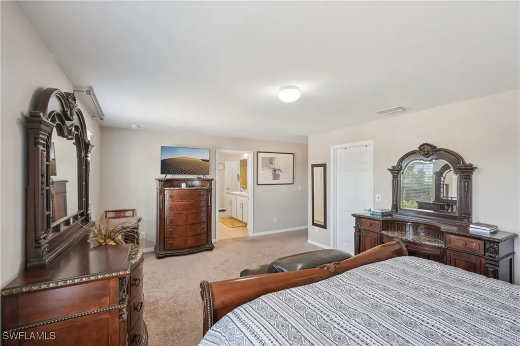 26760 Saville Avenue Bonita Springs FL 34135