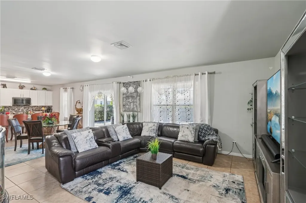 26760 Saville Avenue Bonita Springs FL 34135