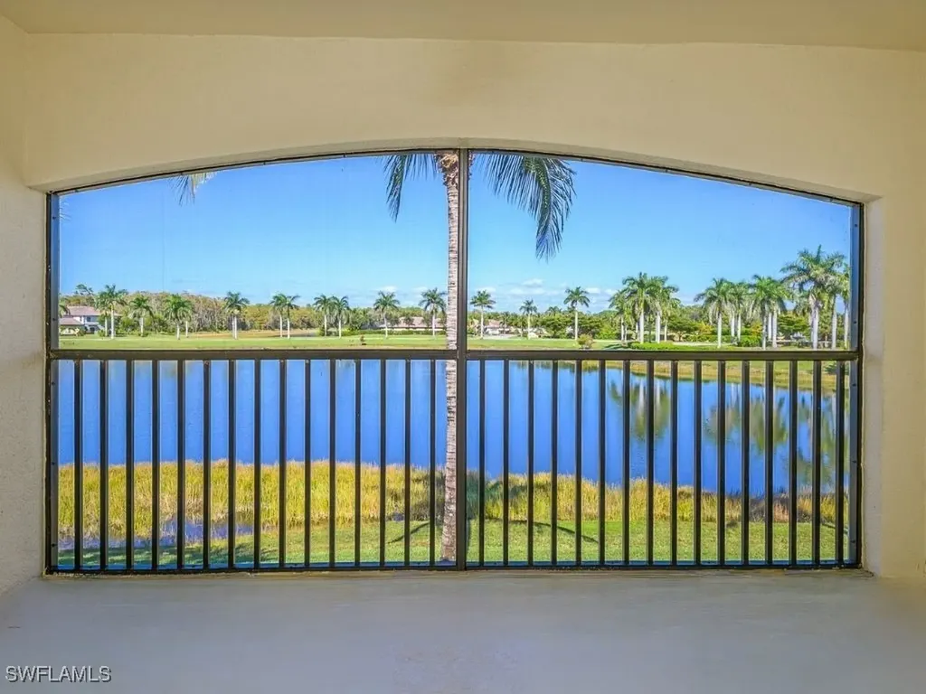 9509 Avellino Way Naples FL 34113