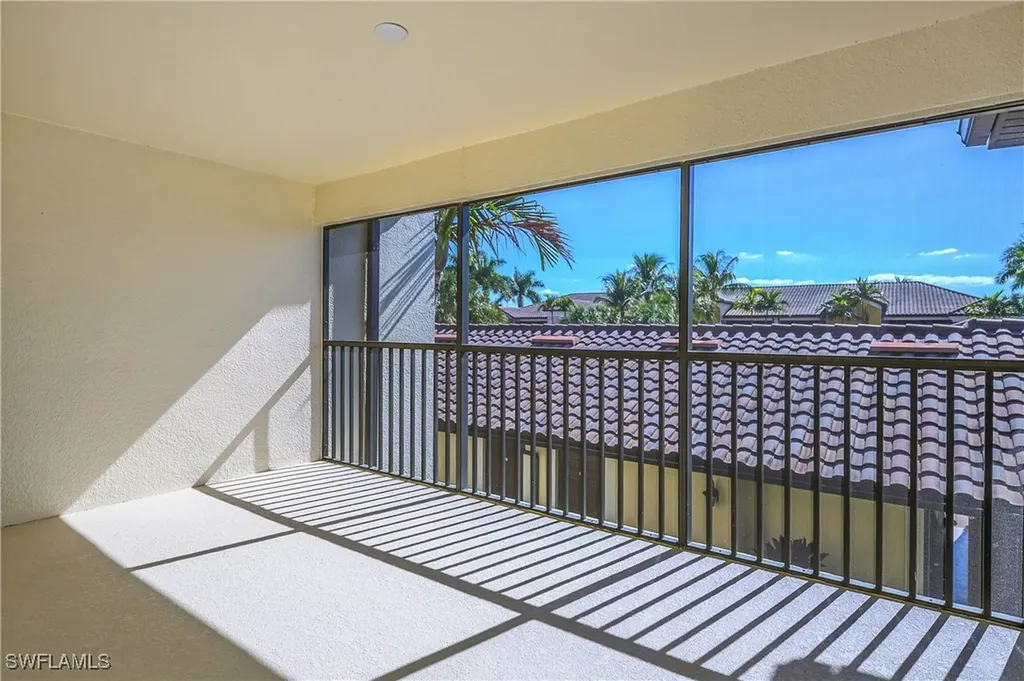 9509 Avellino Way Naples FL 34113