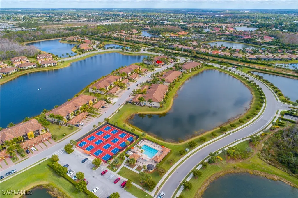 9509 Avellino Way Naples FL 34113