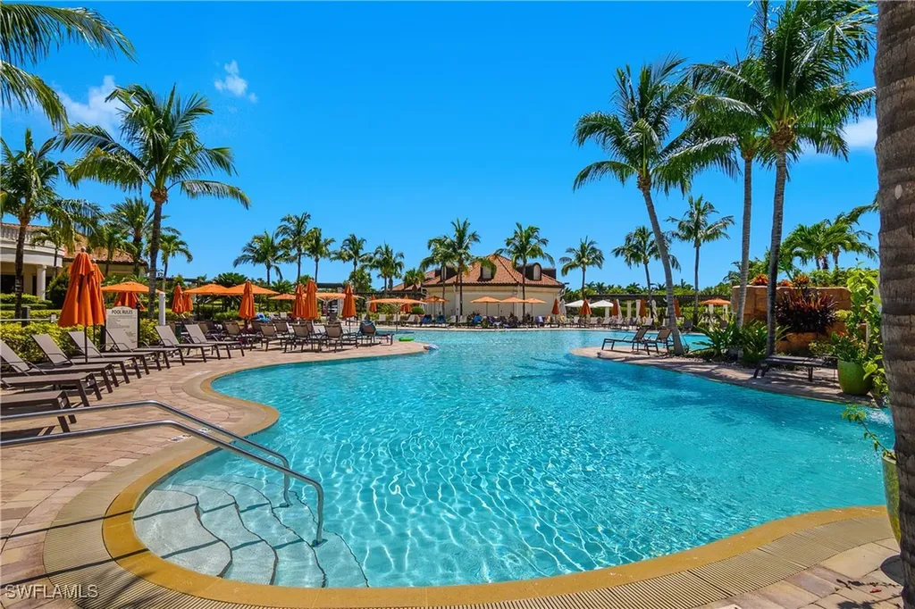 9509 Avellino Way Naples FL 34113