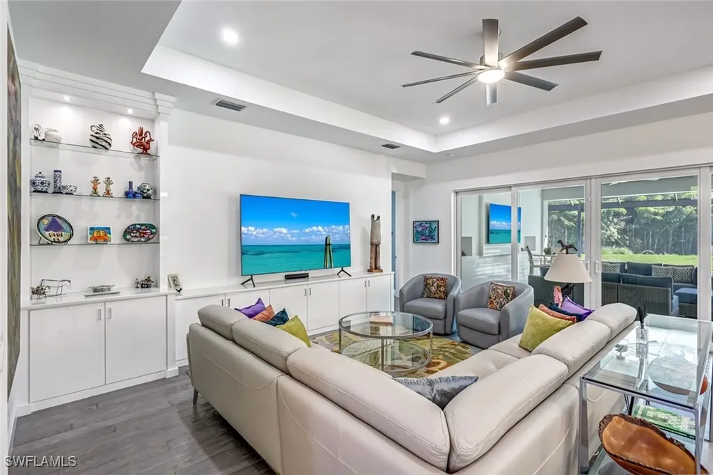 12083 Azalea Way Naples FL 34120