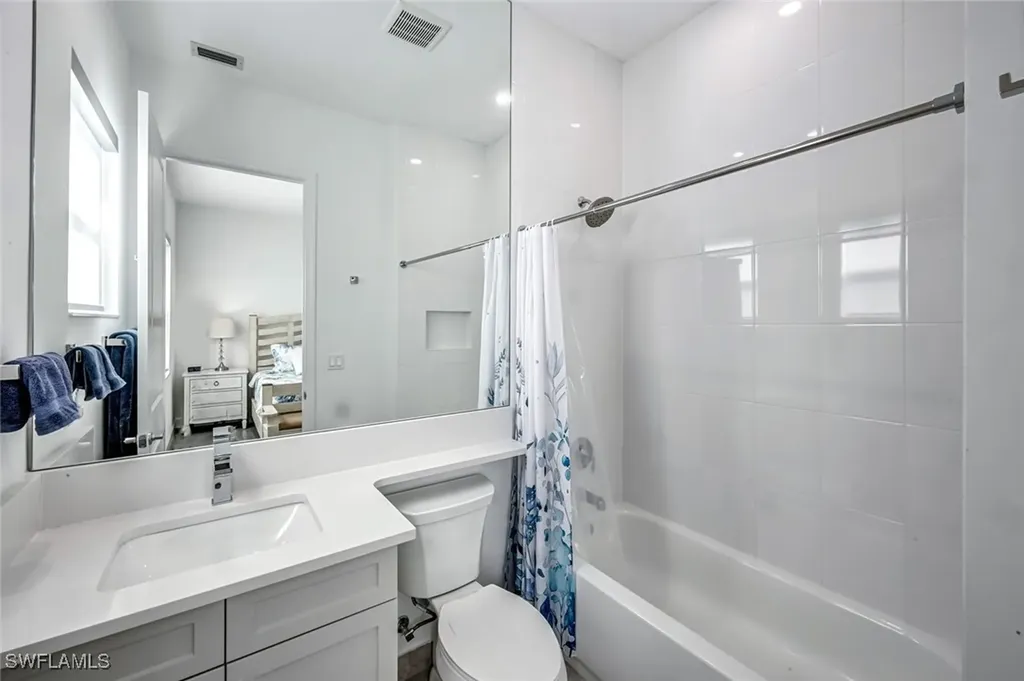 12083 Azalea Way Naples FL 34120