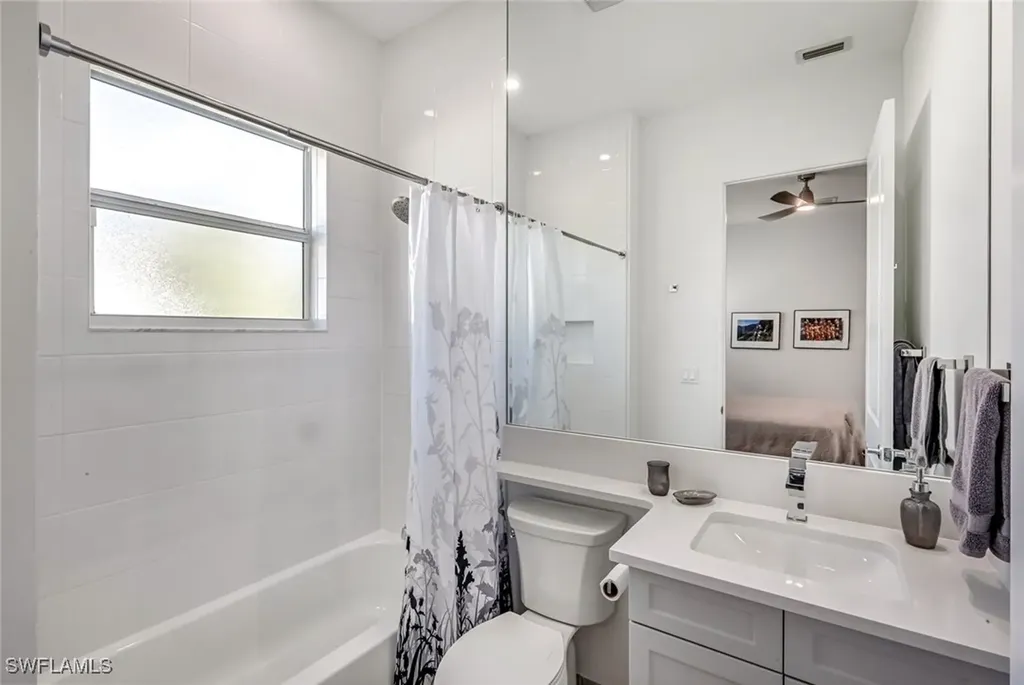 12083 Azalea Way Naples FL 34120