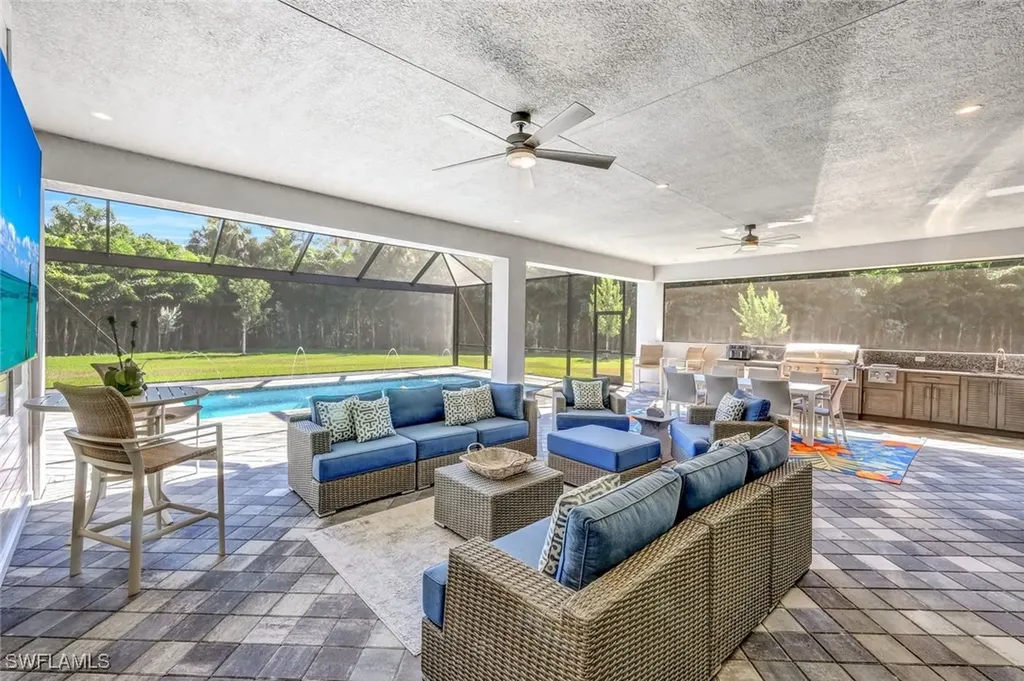 12083 Azalea Way Naples FL 34120