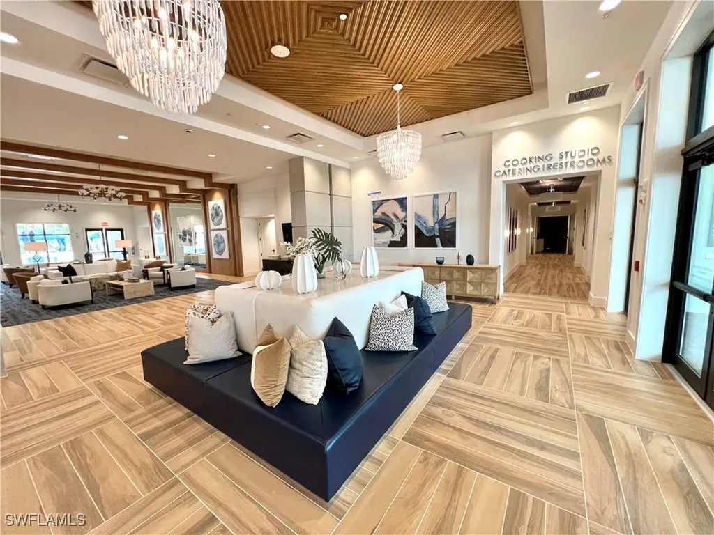 12083 Azalea Way Naples FL 34120