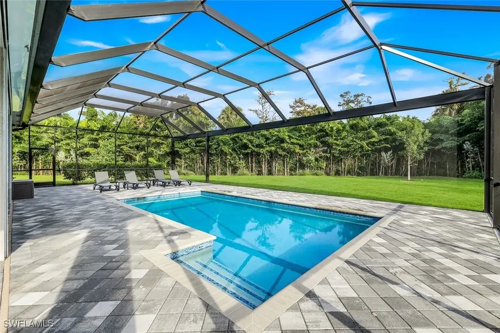 12083 Azalea Way Naples FL 34120