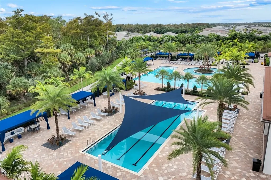 12083 Azalea Way Naples FL 34120