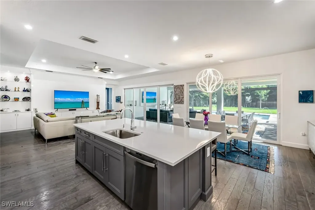 12083 Azalea Way Naples FL 34120